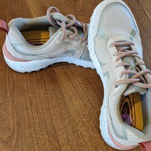 Ryka Kara trail/walking shoe